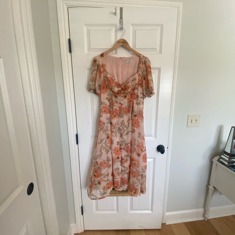 Seven Wonders Floral Midi Dress
